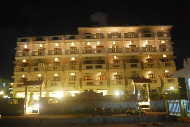 Resort De Crossroads Калангуте Екстериор снимка